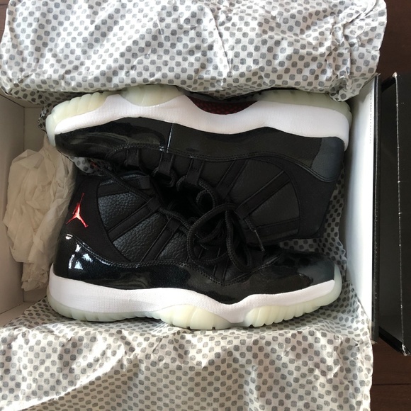 Jordan 11 Retro 72-10 - Picture 3 of 8